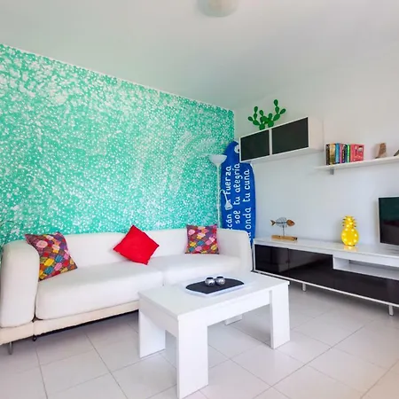 Poolviewzen-corralejoplaya Коральео