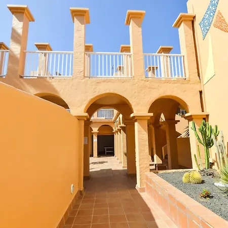 Poolviewzen-corralejoplaya * Коральео